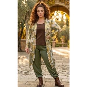 Ashley Stewart Gold and Cream olive green Knitwear